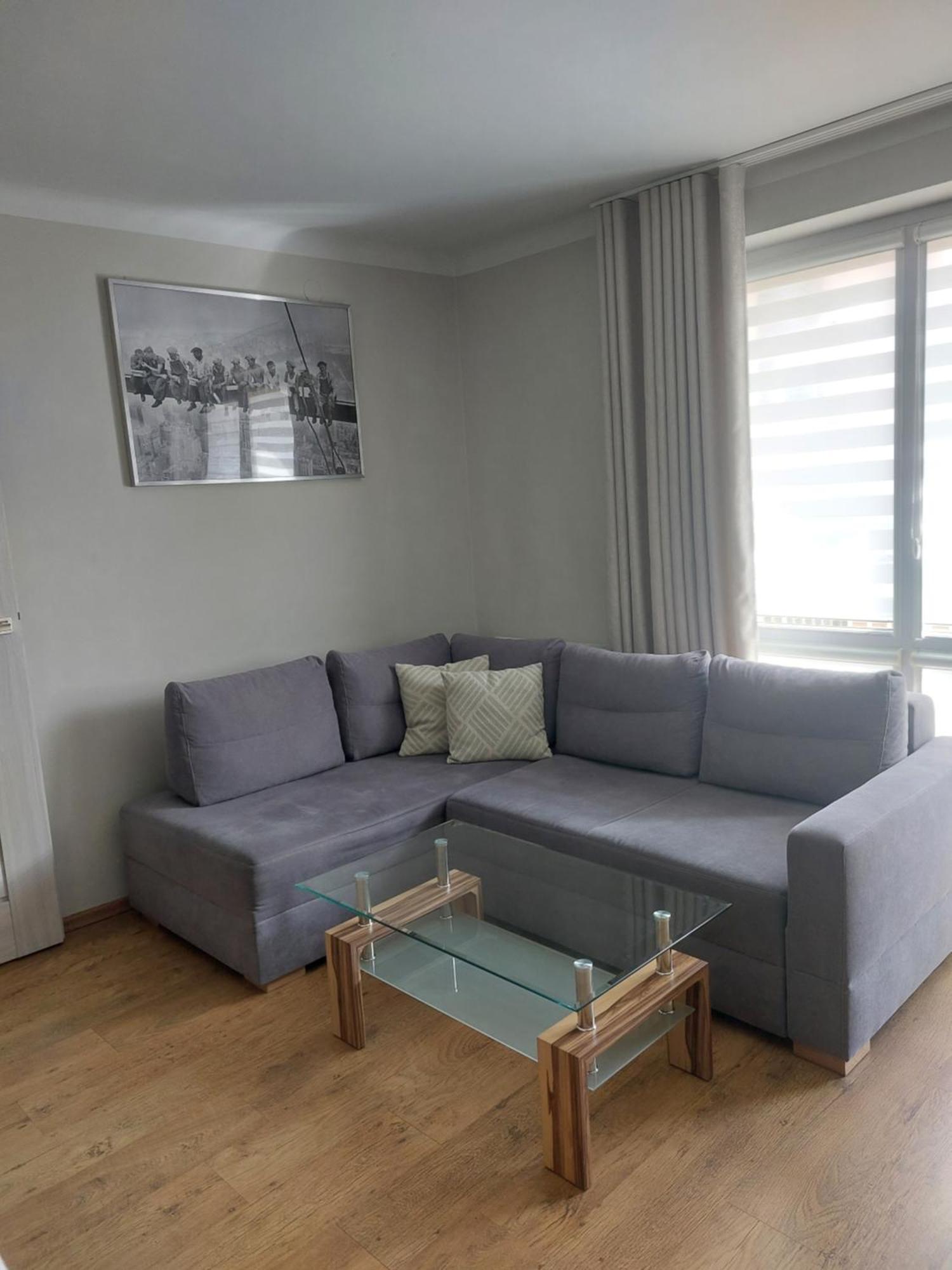 Przytulna I Przestrzenna Garsoniera- Centrum Tarnów Buitenkant foto
